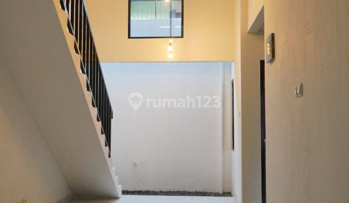 Jual Cepat Rumah 2 Lantai Sudah Renovasi di Taman Permata 2 Bintaro Sektor 9 2