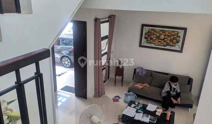 Rumah Megah Sudah Renovasi Dan Siap Huni Di The Icon, Lokasi Strategis Dekat Pintu Tol 2