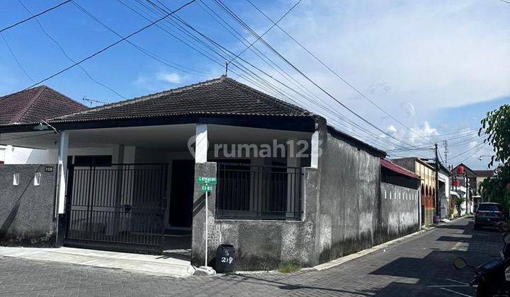 Rumah tinggal tengahkota siap pake 1