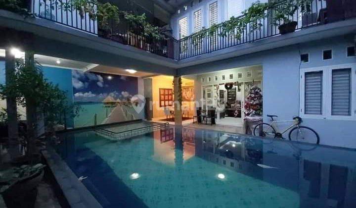 Rumah Bagus dengan kolam renang di BSD, Serpong 1