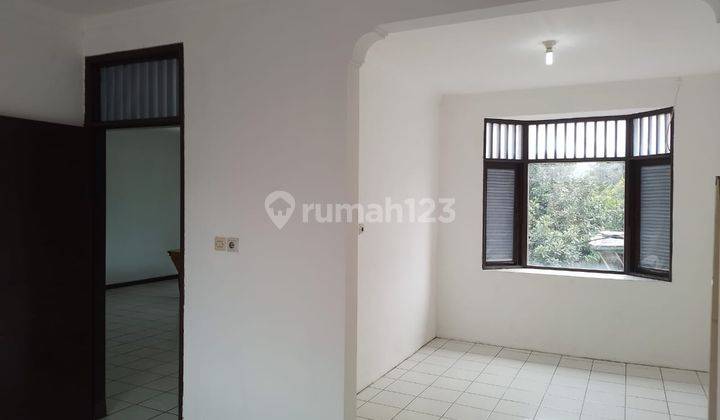 Rumah Pinggir Jalan Untuk Usaha Pondok Ranji, Tangerang Selatan 5