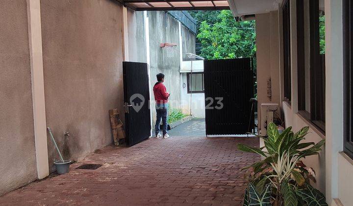 DI SEWAKAN RUMAH MENTENG DEKAT RING 1 2