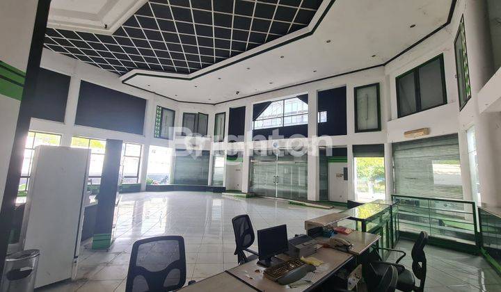 GEDUNG PERKANTORAN ATAU SHOWROOM DI JALAN RAYA BESAR DI SEMARANG BARAT  GEDUNG PERKANTORAN ATAU SHOWROOM DI JALAN RAYA BESAR DI SEMARANG BARAT 1