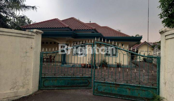 RUMAH BESAR TAMBAH 2 PAVILIUN DI CIBINONG 1