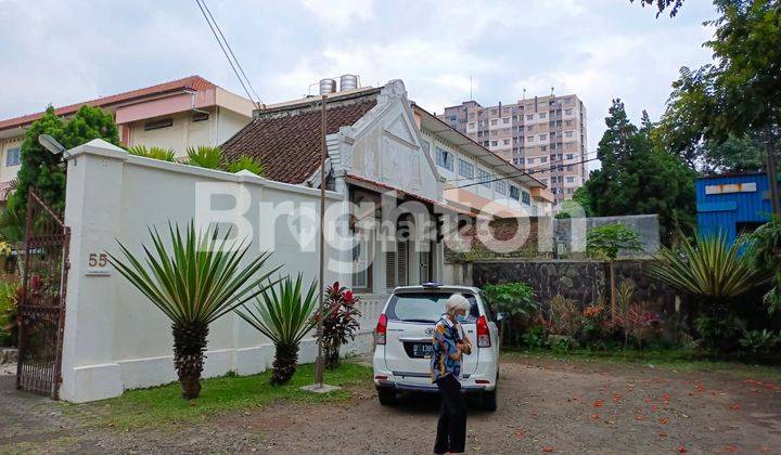 RUMAH BANGUNAN BELANDA TERAWAT JALAN BAROS CIMAHI 2