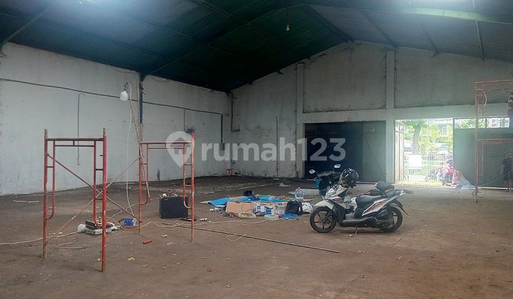 Gudang Nol Jalan Sunandar Priyo Sudarmo Malang 2