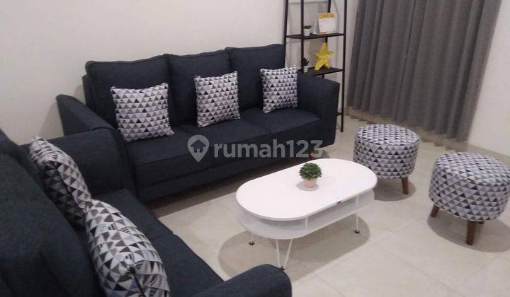 Dijual cepat murah rumah bagus di Raffles Residen  2