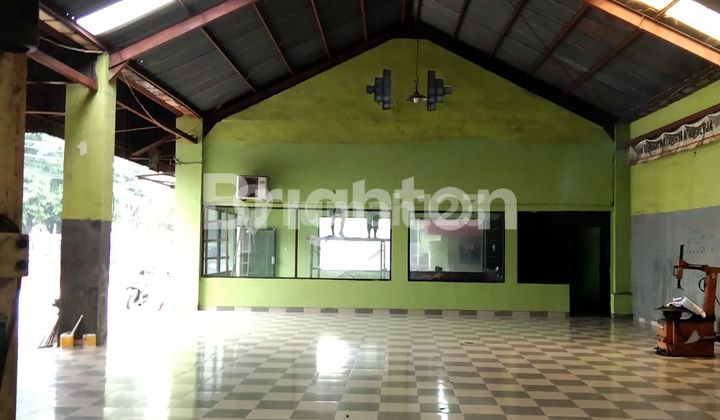 BUSINESS SPACE IN A STRATEGIC LOCATION NEAR A YANI ROAD