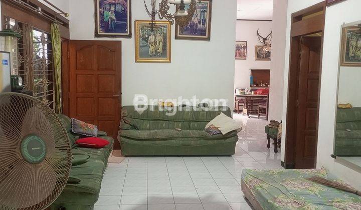 Rumah 2 Lantai Dekat Kantor DPRD Surakarta 2