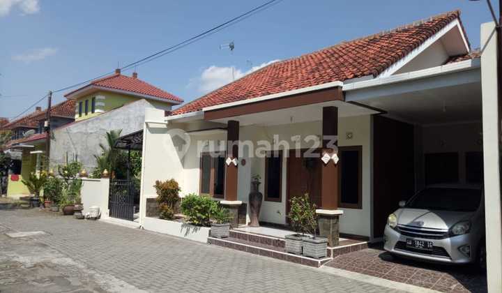 Rumah Asri Di Dalam Perumahan Siap Huni  2