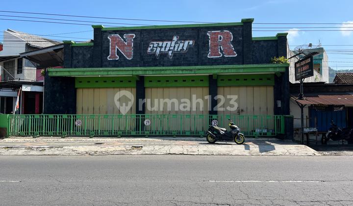 House and Shop House Ready to Occupy on Jalan Sarwo Edi Wibowo