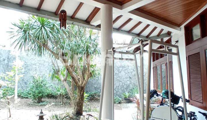 RUMAH SIAP HUNI 2 LANTAI DEKAT JALAN DR MOEWARDI AREA KOTA BARAT 2