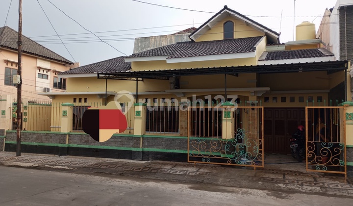 Ready-to-Live House Inside the Housing Complex Near Adhiwanhsa