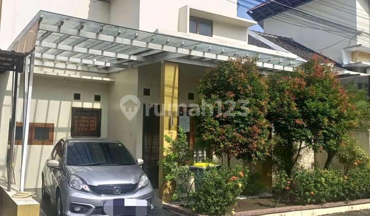 Rumah Siap Huni Di Dalam Perumahan Cluster Full Furnish Dekat D'tjolomadoe