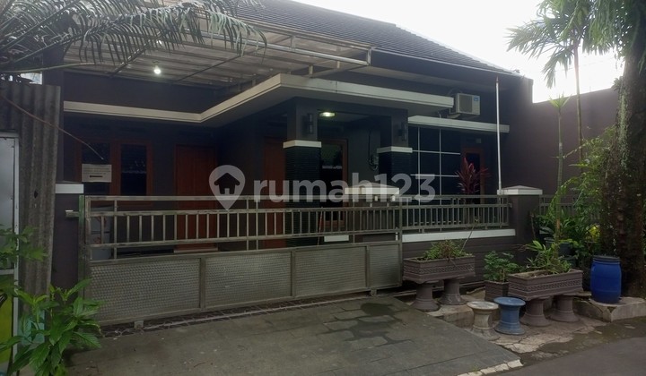 Ready-to-Live Fully Furnished House Inside the Housing Complex Near Klodran Toll Exit