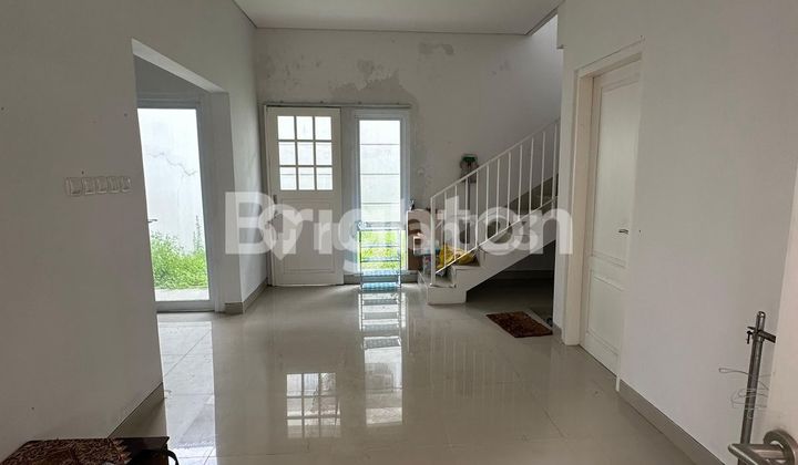 Two-Story House in a Housing Complex Near the Solo-Boyolali Road (Kartasura Toll Exit) 2