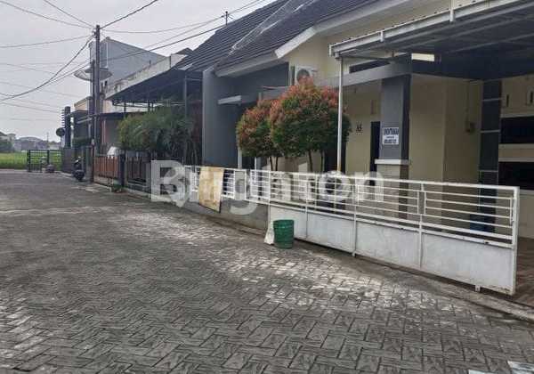 Nice House Inside the Colomadu Housing Estate