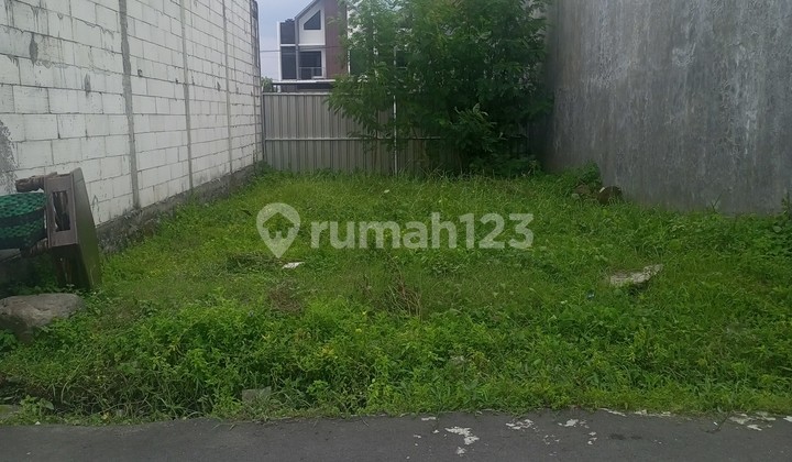 Ready-to-Build Plot of Land Inside Mayang Housing Complex Ready-to-Build Plot of Land Inside Mayang Housing Complex