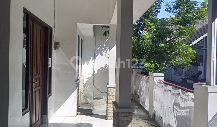 Ready-to-Occupy House Within the Housing Complex Near Alana Hotel Ready-to-Occupy House Within the Housing Complex Near Alana Hotel