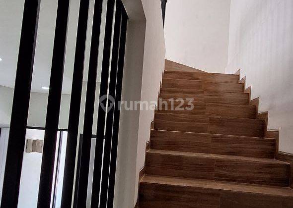 Dijual Rumah Kutisari Indah Surabaya Dekat Kampus Petra  2