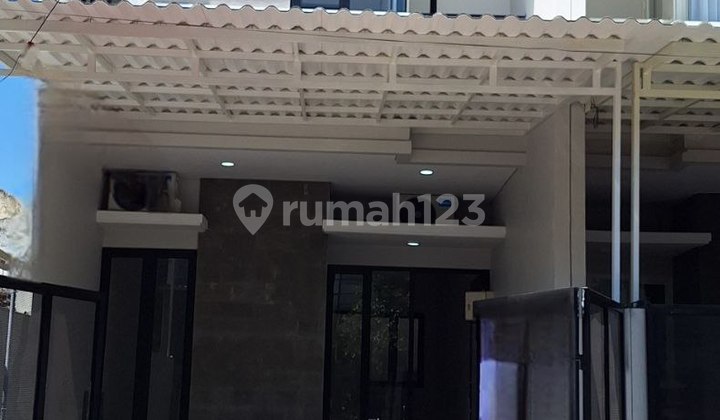 Dijual Rumah Kutisari Indah Surabaya Dekat Kampus Petra Dijual Rumah Kutisari Indah Surabaya Dekat Kampus Petra