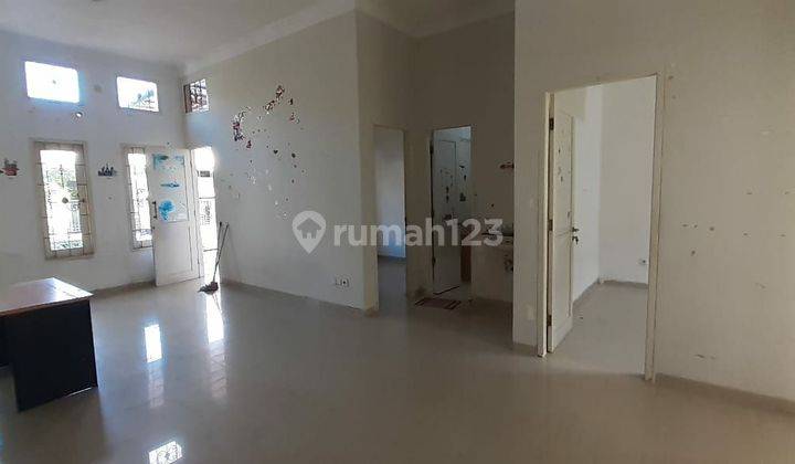 Dijual Rumah Central Park Wiguna Surabaya! Harga Free Nego! 4