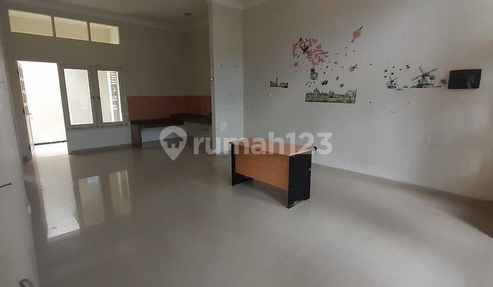 Dijual Rumah Central Park Wiguna Surabaya! Harga Free Nego! 9