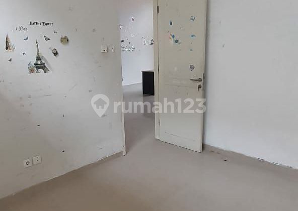 Dijual Rumah Central Park Wiguna Surabaya! Harga Free Nego! 11