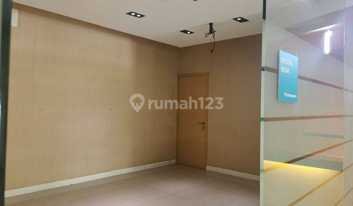Disewakan rumah tengah kota, cocok untuk kantor! Free Nego 7