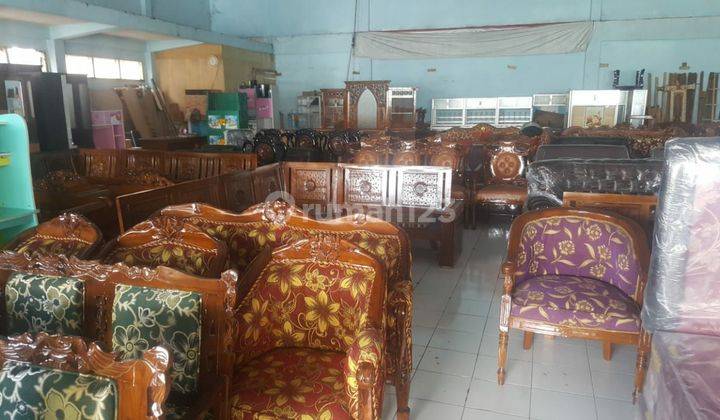 Ruang Usaha / Showroom di Kota Ambarawa ( Pusat Pertokoan ) 2