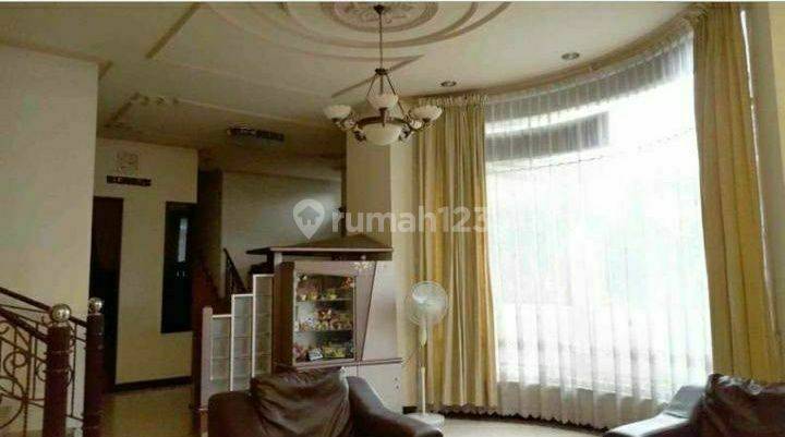 Jual Cepat dan Murah! Rumah 3 Lantai di Prapen, harga free nego 7