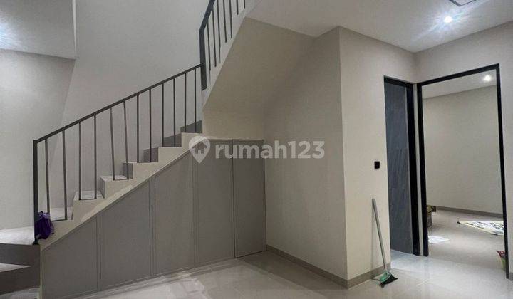 Jual Rumah 2 Lantai di Babatan pantai surabaya! harga nego 2