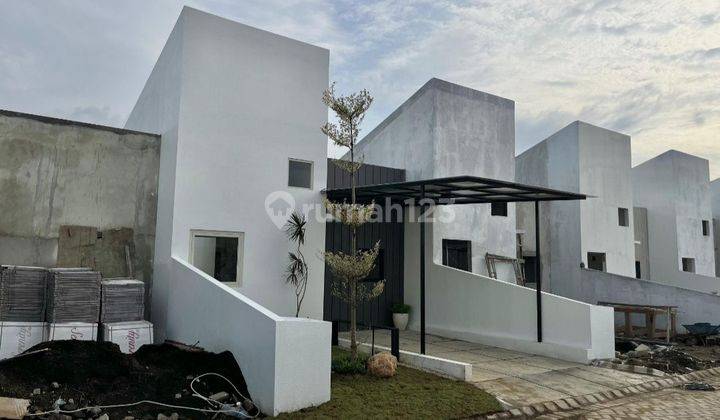 Jual Rumah Minimalis Moderen di Woodville Residence!  1