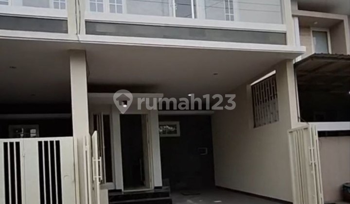 Rumah Tenggilis Mejoyo Surabaya dekat Kampus Ubaya  2
