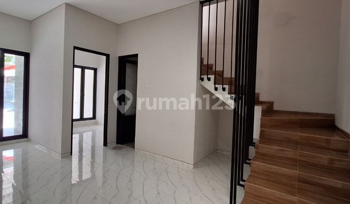 Dijual Rumah Kutisari Indah Surabaya dekat Bandara Juanda 