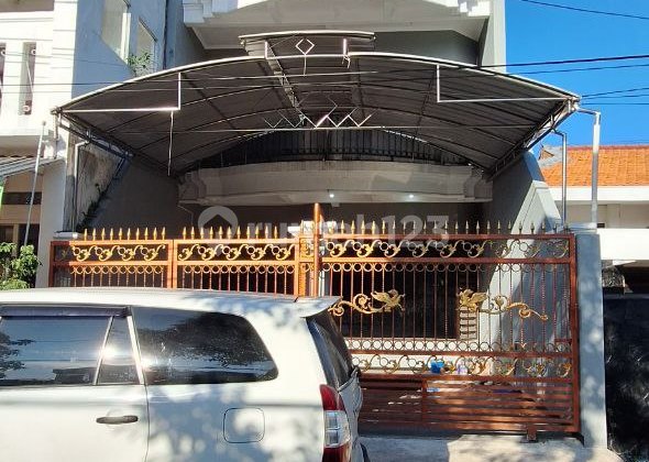 Dijual Rumah Ngagel Wasana Surabaya dekat Kampus Ubaya 