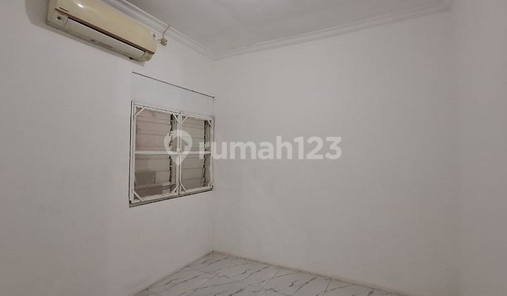 Rumah Kutisari Indah Surabaya dekat Kampus Petra  2
