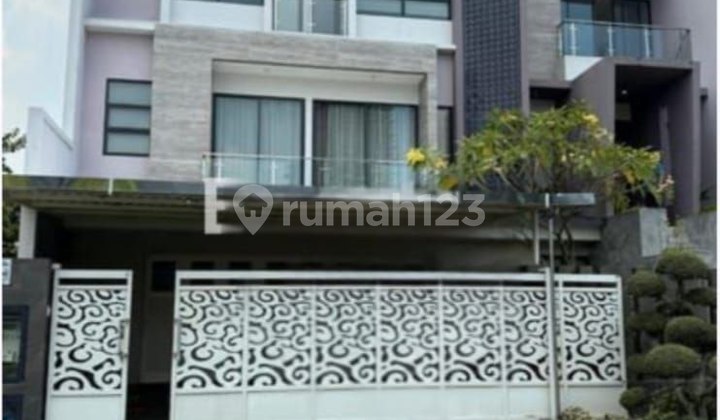 Rumah North Emerald Mansion Citraland Surabaya Rumah North Emerald Mansion Citraland Surabaya