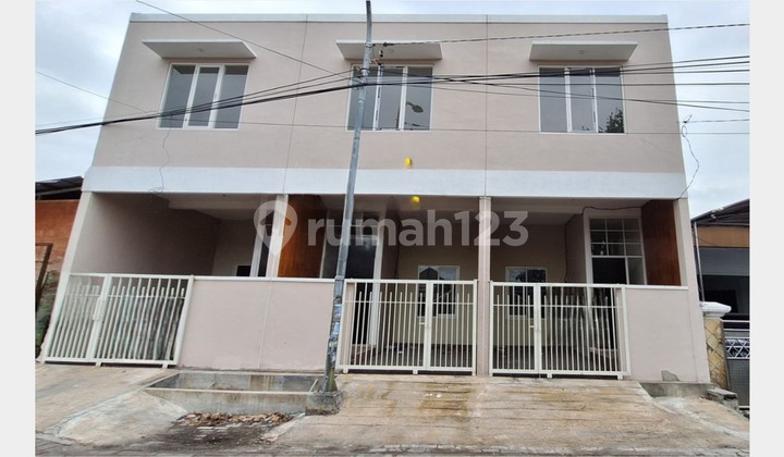 Rumah Kutisari Surabaya Lokasi Startegis Dekat Bandara Juanda