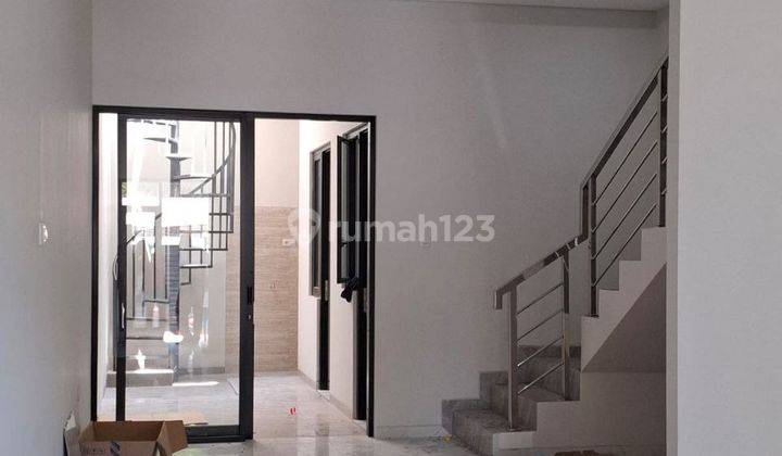 Dijual Rumah Baru Rungkut Tenggilis Surabaya  2