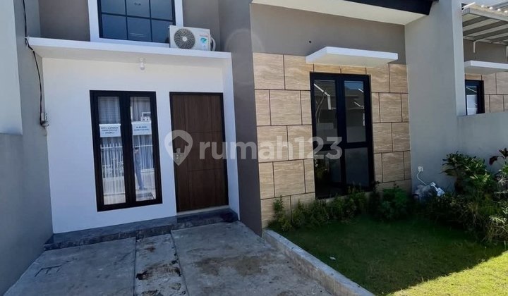 Rumah Baru Alana Gununganyar Surabaya One Gate System