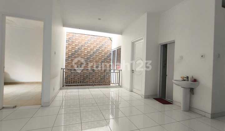 Dijual Rumah Cantik di Modernland Tangerang Siap Huni