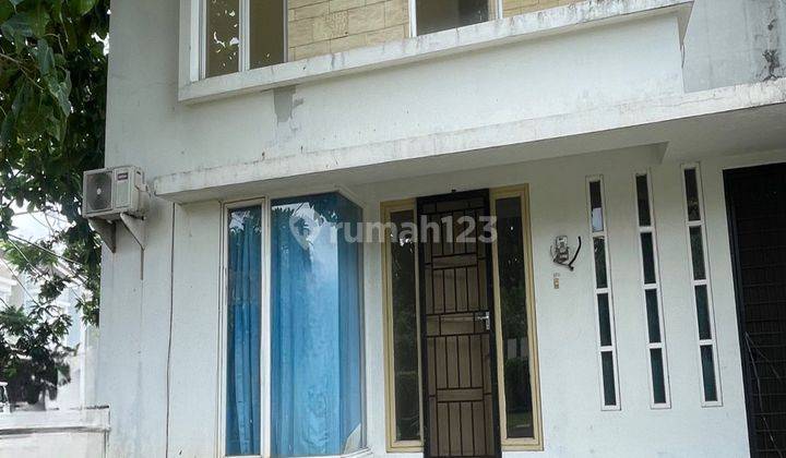 Di Jual Cepat Rumah Siap Huni Dengan Halaman Luas Di Modernland Tangerang 2