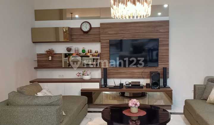 Turun Harga Wts*Pondok Hijau Golf Full Furnish 2.5 Lantai Turun Harga Wts*Pondok Hijau Golf Full Furnish 2.5 Lantai