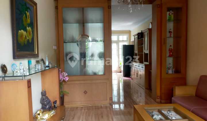 Rumah Bagus Semi Furnished SHM Modernland, Tangerang 2