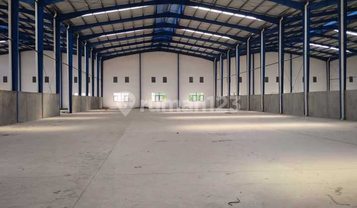 Several warehouse units for rent in Bitung, Tangerang. Several warehouse units for rent in Bitung, Tangerang.