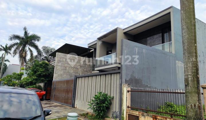 Di Jual / di Sewakan Rumah Mewah di Boulevard Banjar Wijaya 2
