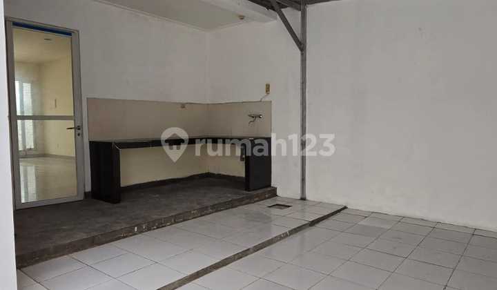 For Sale (Urgent) Price Reduced Latin America Cluster House - Green Lake City 2