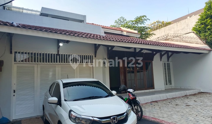 Dijual Rumah di Puri Indah, Jakarta Barat Selangkah ke Puri Mall dan Tol Super Strategis