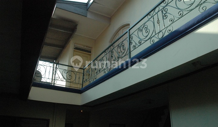 Rumah di Cilandak Tengah Jakarta Selatan